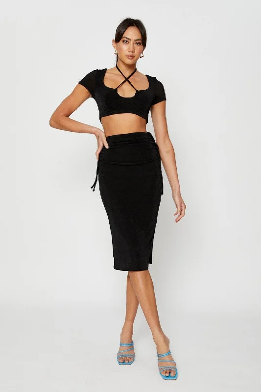 Black Crop Top Short Sleeve Halter