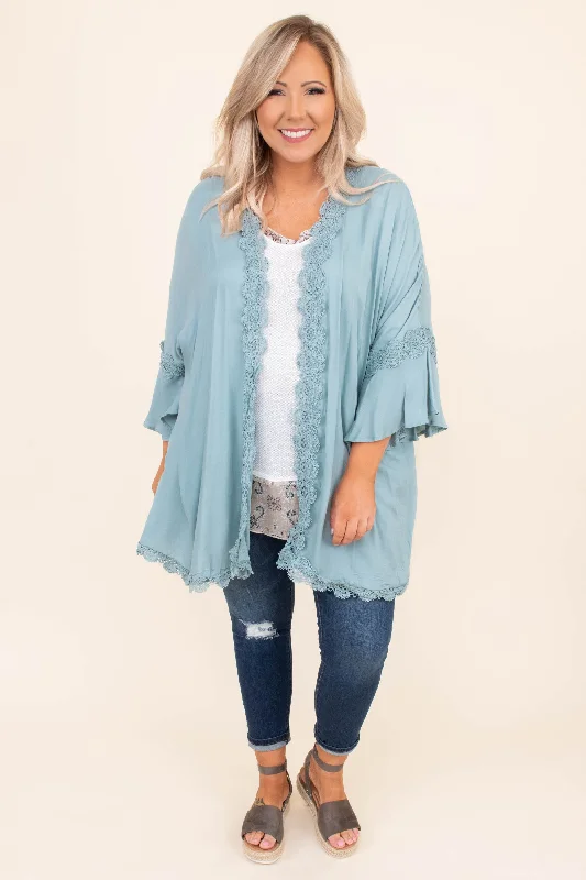 A Romantic Twist Kimono, Ash Blue