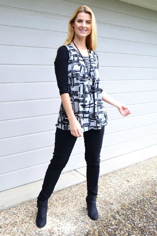 Abstract Sleeveless Fleece Tunic Top