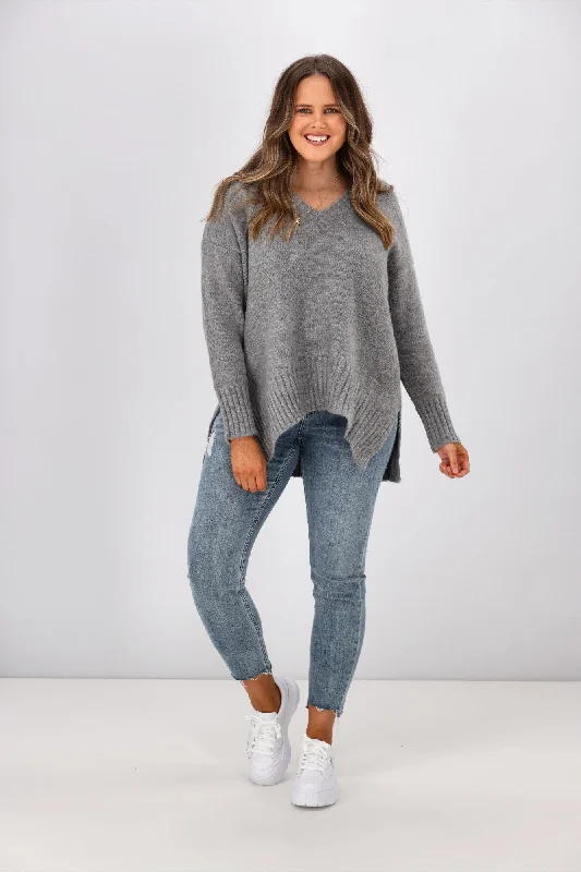 New U Collection Camila V Neck Knit Grey