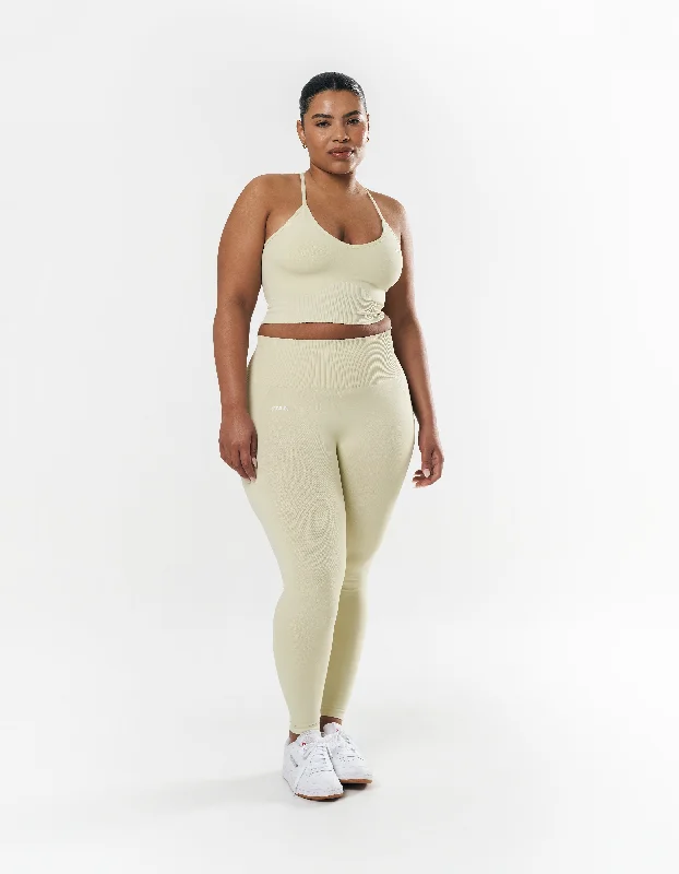 Premium Seamless Strappy Crop - Vanilla Essence