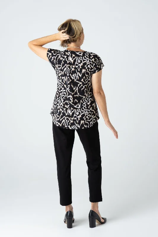 Squiggles Print Short Sleeve Jersey Top